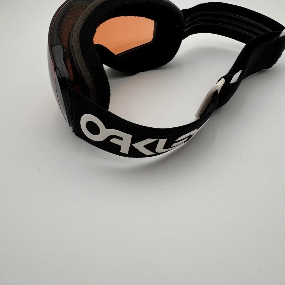 Oakley Prizm Snow Goggles Black Orange Lens Ski Snowboard Adjustable Strap